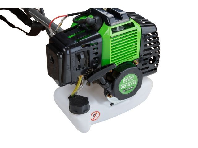 Мотокоса DGM BC-210 с ножом и головкой (2.1 кВт, косильная головка, нож 3 зуб., ремень однолямочный, вес 7.0 кг) (BC-210)