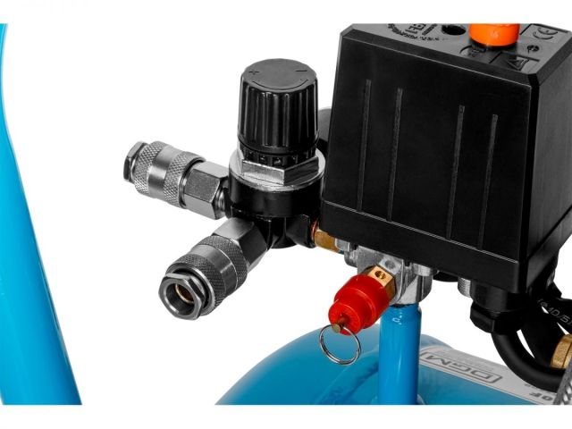 Компрессор DGM AC-450F безмасляный (520 л/мин, 8 атм, коаксиальный, безмасляный, ресив. 50 л, 230 В, 3 кВт) (DG2720-5)