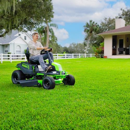 Трактор садовый Greenworks GC82LT107 82V (107 см) CrossoverT аккумуляторный