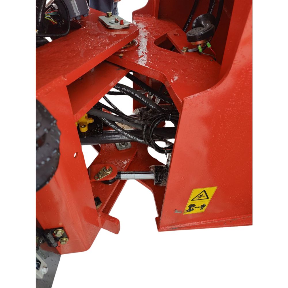 Фронтальный погрузчик Rossel R-2000 