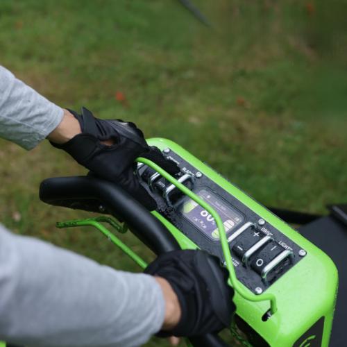 Газонокосилка Greenworks GC82LM30S 82V (76 см) самоходная аккумуляторная, без АКБ и ЗУ