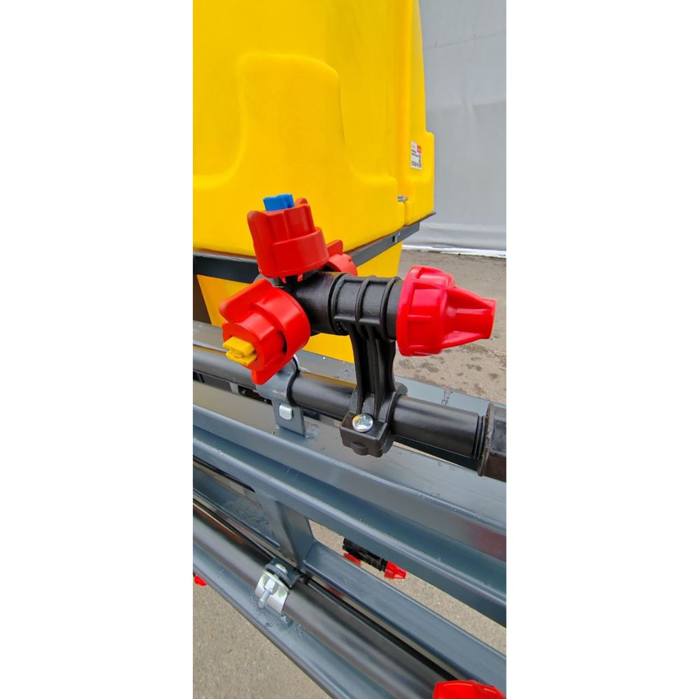 Опрыскиватель полевой навесной Rossel 400P