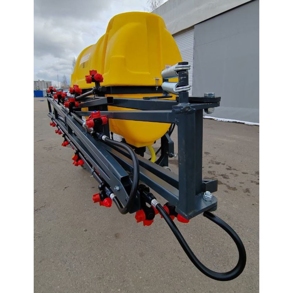 Опрыскиватель полевой навесной Rossel 400P